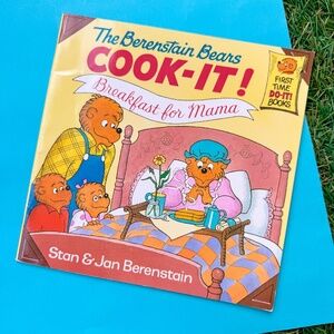 3/$15 The Berenstain Bears Breakfast For Mama, Nostalgic 1996 Children's Book